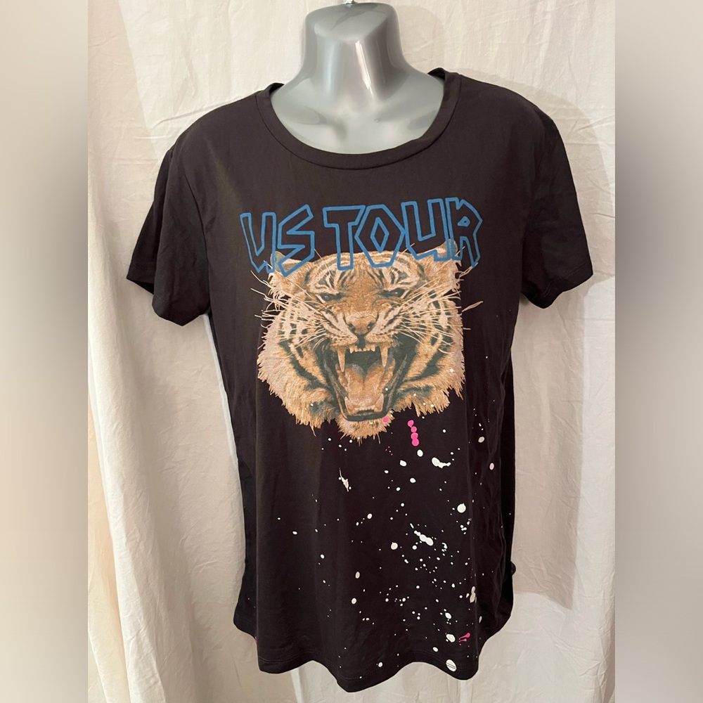 NWOT Chaser Tiger US TOUR top